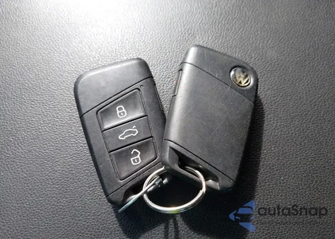 2018 Volkswagen Atlas 2.0T Se из США, поврежденный, VIN 1V2CP2CA8JC596515